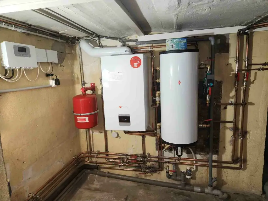 Instalation Saunier Duval Genia hybrid max