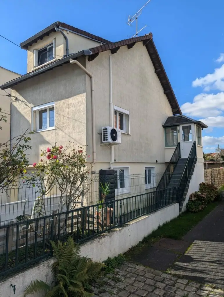 Installation d'une climmatisation réversible Bosch Climate