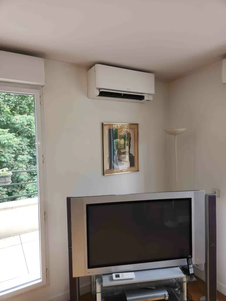 Unité intérieur climmatisation Daikin Stylish en fonctionnement